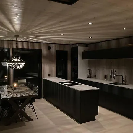 Arctic Luxury Northern Lights View Willa
