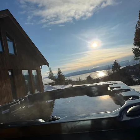 Arctic Luxury Northern Lights View *