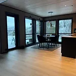 Arctic Luxury Northern Lights View